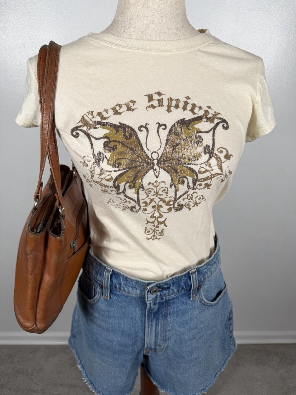 Self Esteem Butterfly Graphic T Shirt Women’s Large Cream Y2K Boho Fairy Grunge